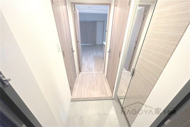 CREST　TAPP大曽根Ⅱ 玄関