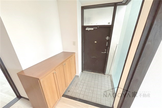 コーポジョイフル 玄関