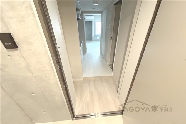 Lives Residence東桜 玄関