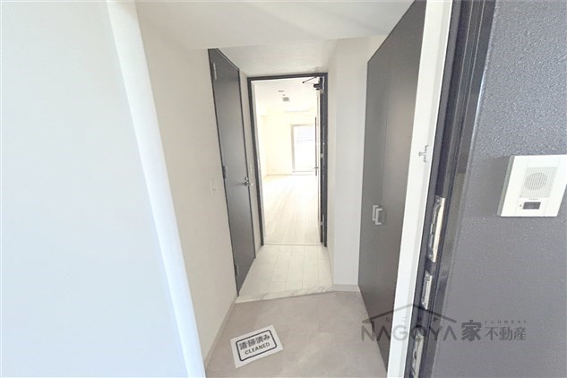 エステムコート名古屋ルノン 玄関