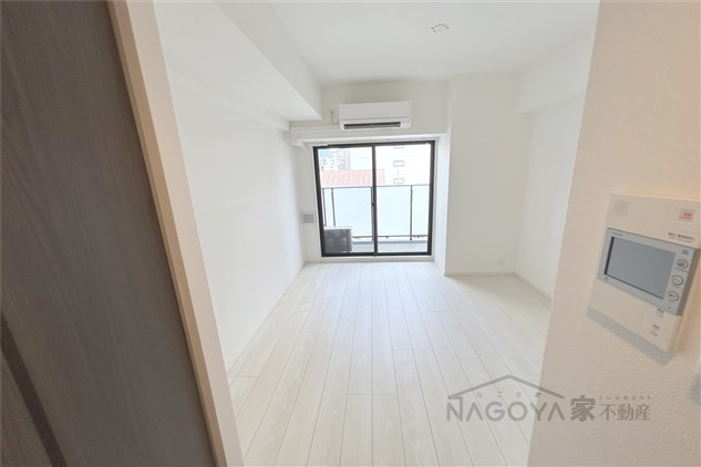 エス・キュート丸の内 リビング