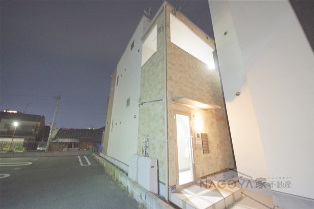 リベルテ千種 外観