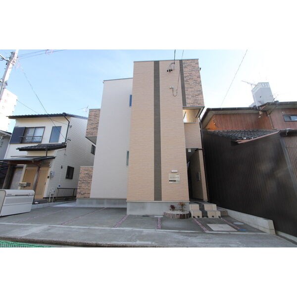 ヴィラ・トゥルヌソル 外観