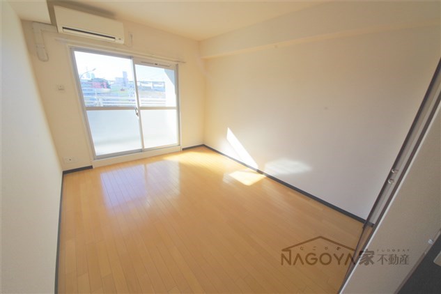 ブルームライフ黒川 リビング