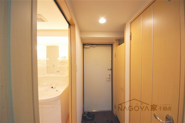 セレッソ仲田 玄関