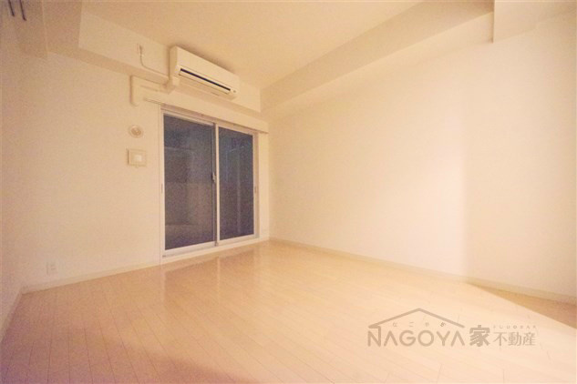 ＵＵＲコート名古屋名駅 リビング