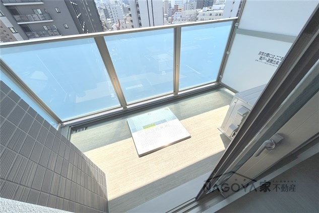 ディアレイシャス名古屋太閤通 ベランダ