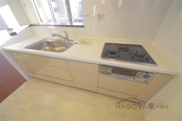 SS.FLAT桜山 キッチン