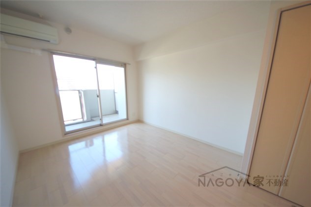 パークフラッツ金山 リビング