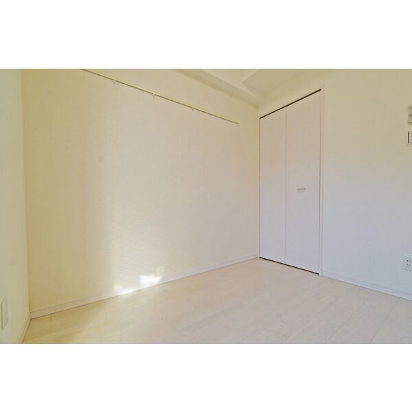 セレニティー星ヶ丘 ベッドルーム