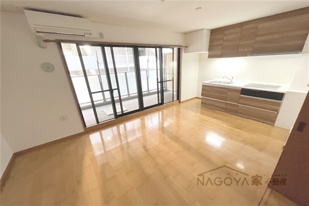 RｰCourt泉 リビング