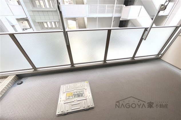 RｰCourt泉 ベランダ