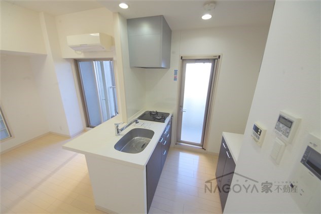 エステムプラザ名古屋駅前プライムタワー キッチン