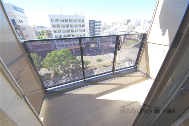 エステムコート名古屋金山ミッドクロス ベランダ