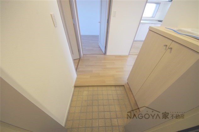 ウェルフォート幸川 玄関