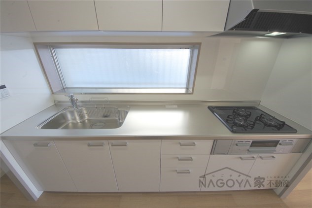 ウェルフォート幸川 キッチン