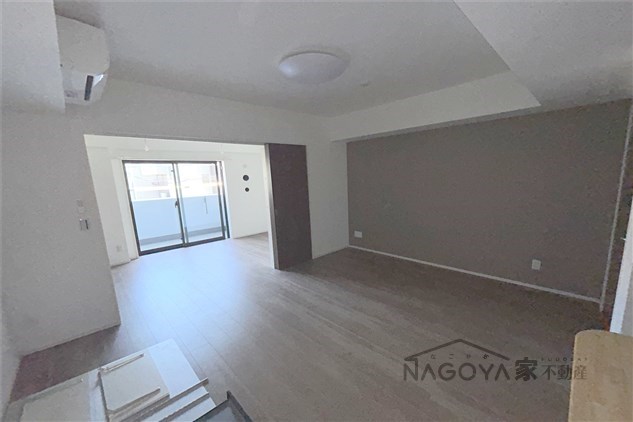 ザ・シンフォニア新栄 リビング