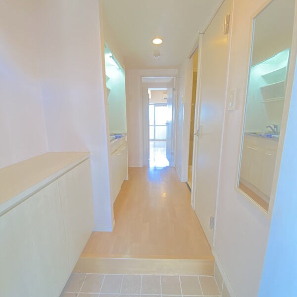 Sun State白壁 玄関