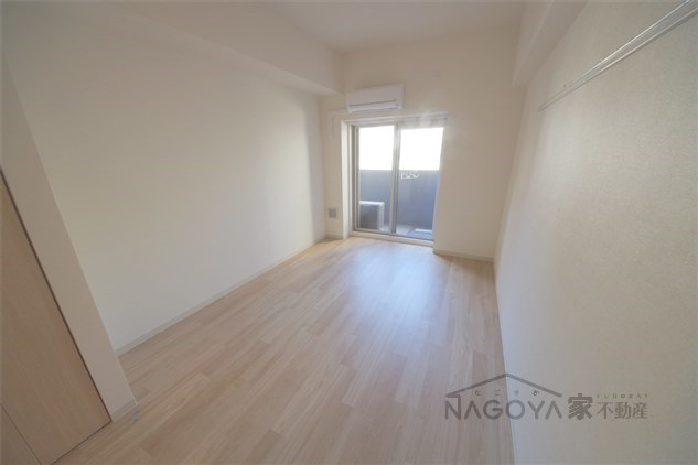 プレサンス上前津グレース リビング