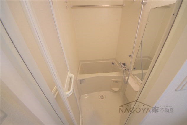 プレサンス上前津グレース 風呂画像