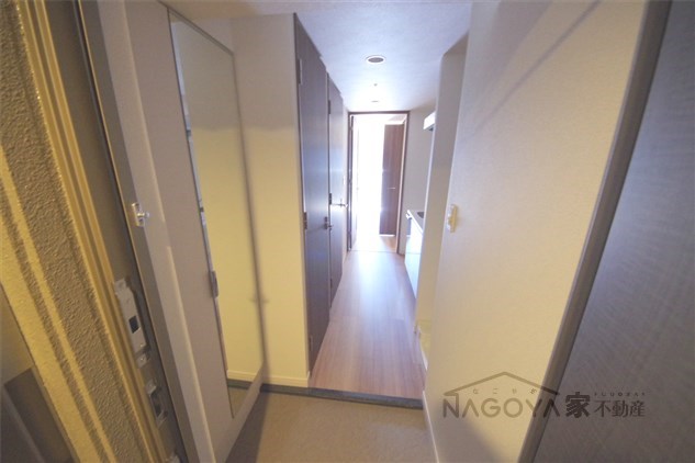 アステリ鶴舞トゥリア 玄関