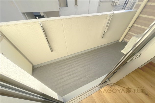 ノヴェル新栄 ベランダ