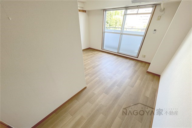 ハイム金山南 リビング