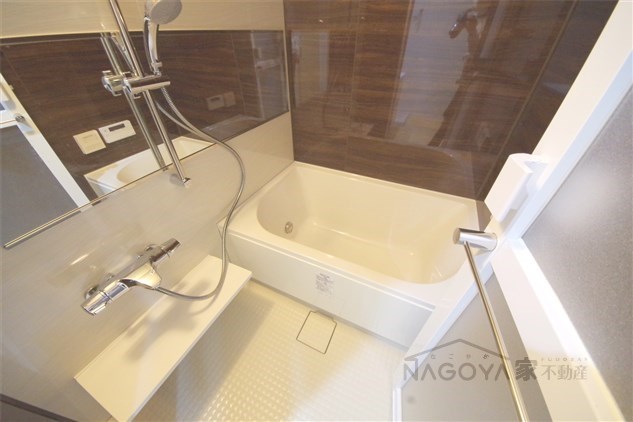 さくらHills NISHIKI Platinum Residence 風呂画像