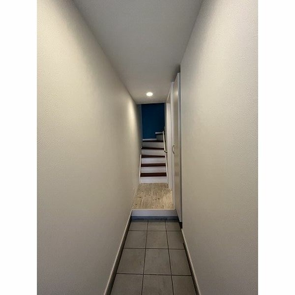 ラフィーカ金山 玄関