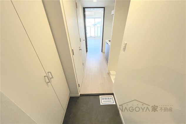 ディアレイシャス今池 玄関