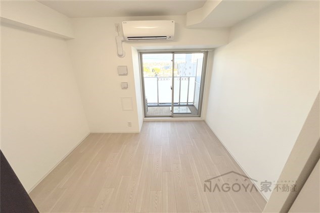 ディアレイシャス今池 リビング