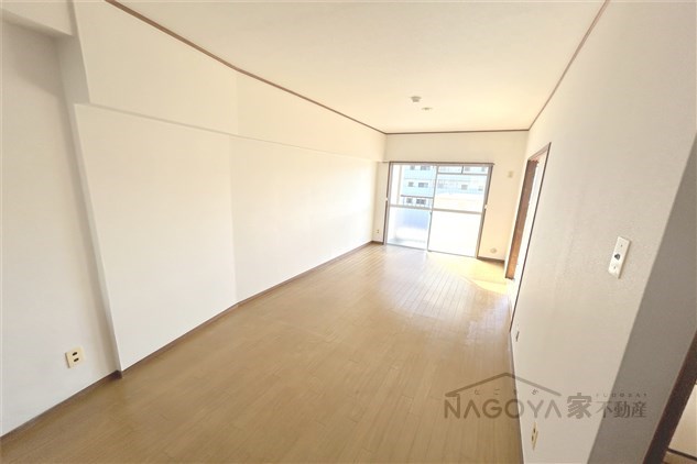 ロイヤルハイツタニ リビング