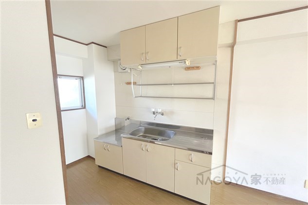 ロイヤルハイツタニ キッチン