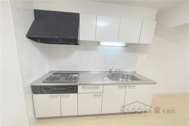 レジデンス代官町スクエア キッチン