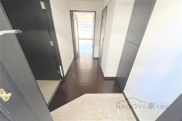 ビオラ名駅西 玄関