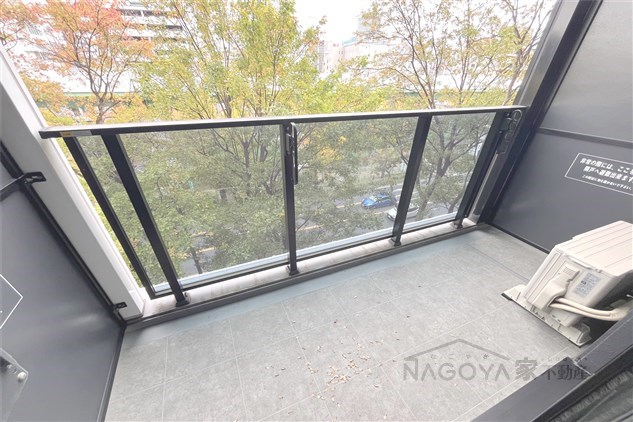 プレミアム大須 ベランダ