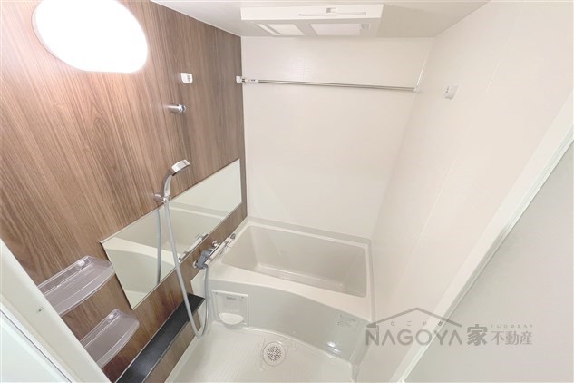 プレサンス名古屋菊井セルカ 風呂画像