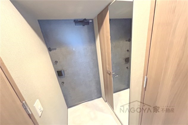 メイクスWアート金山ウエスト 玄関