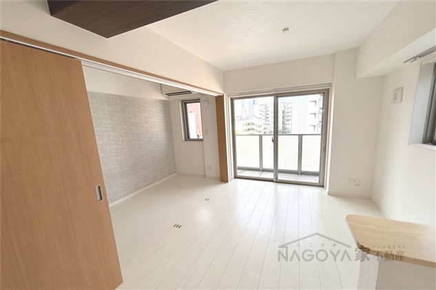 オリス丸の内 リビング