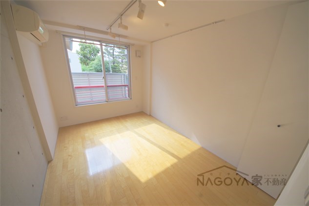 リアライズ名城公園 リビング