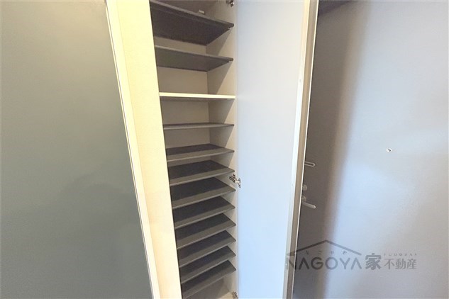 SugarloafPark花の木Ⅱ 玄関