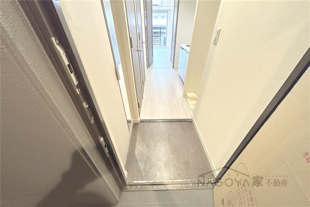 プレサンス広小路通今池 玄関