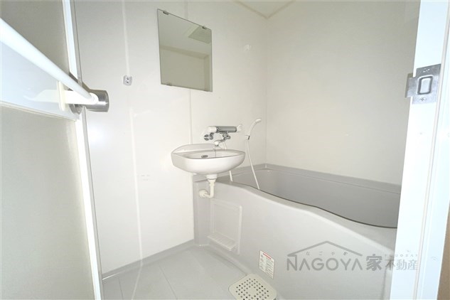 TKビル 風呂画像