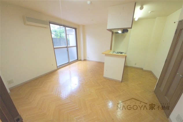 サンドリヨンゴキソ リビング