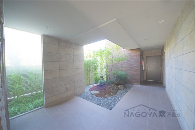 マルーン白壁 その他外観3