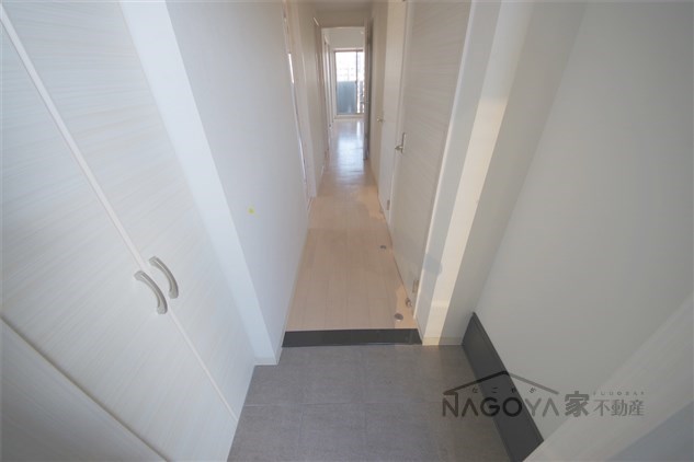 ＧＲＡＮＤＵＫＥ丸田町 玄関