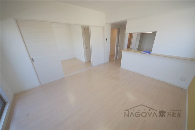 ＧＲＡＮＤＵＫＥ丸田町 リビング