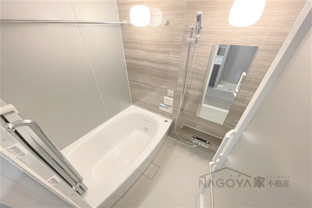 プレサンスロジェ名古屋浅間町ザ・レジデンス 風呂画像