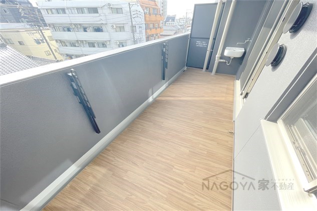 プレサンスロジェ名古屋浅間町ザ・レジデンス ベランダ