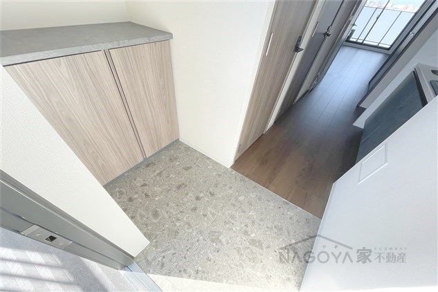 S-RESIDENCE堀田beaute 玄関